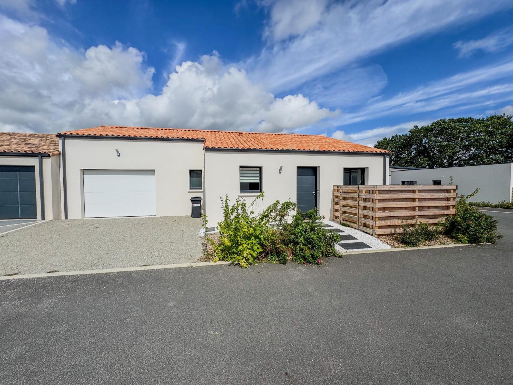 Holiday home L'evasion Coloree - Maison Vive Et Moderne